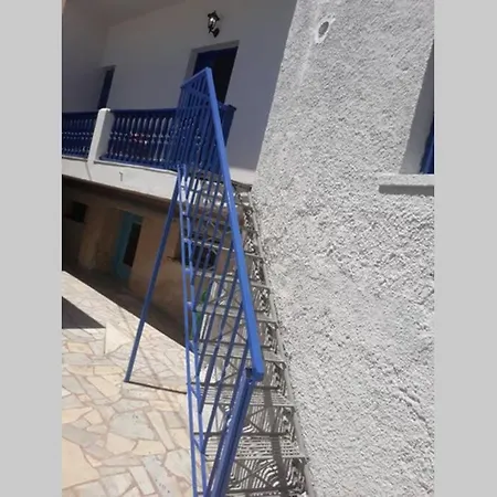 Leiva 2 Bedrooms Perissa (Santorini)